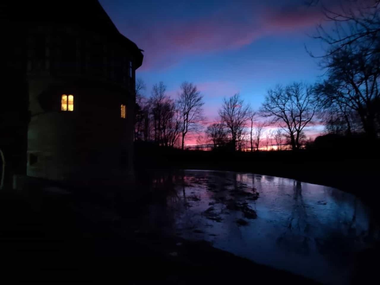 Urlaub Im Wasserschloss Irmelshausen Hochheim Buitenkant foto